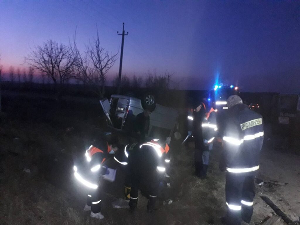 Foto /FOTO/ Grav accident la Dondușeni. Patru persoane au ajuns la spital 2 29.01.2022