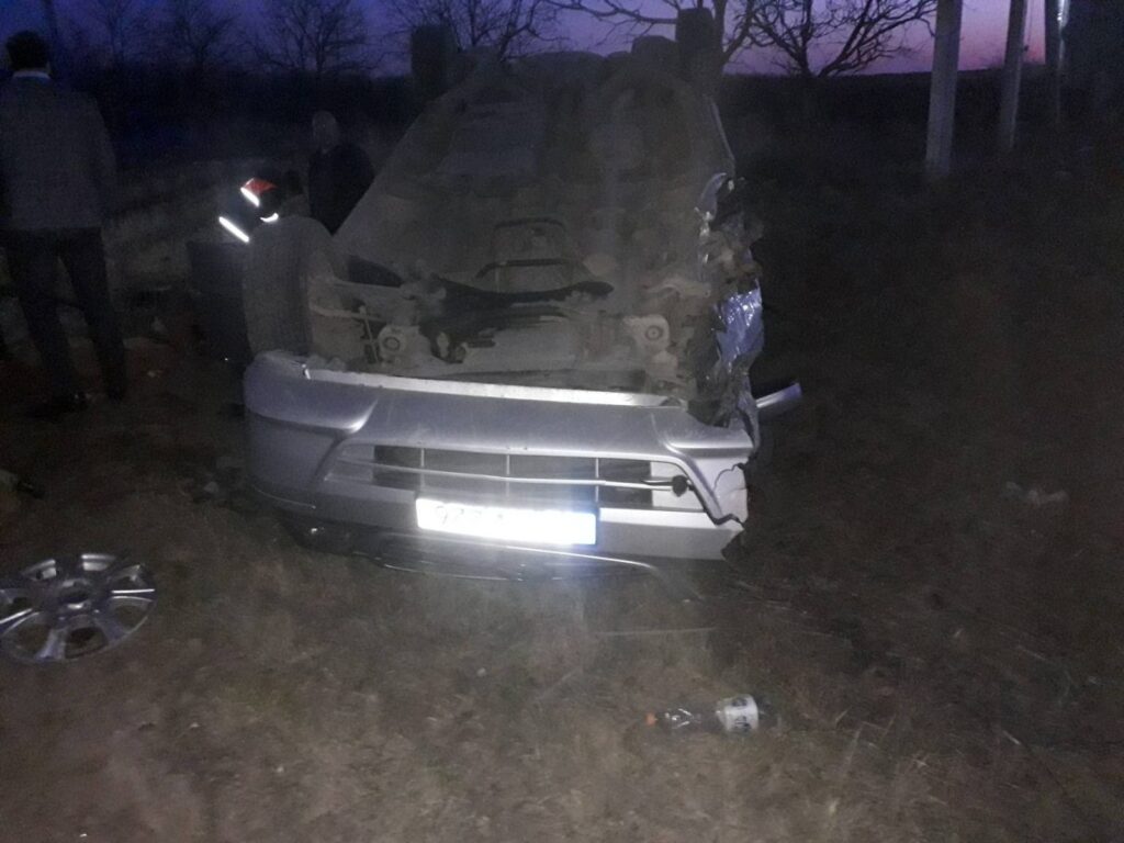 Foto /FOTO/ Grav accident la Dondușeni. Patru persoane au ajuns la spital 3 29.01.2022