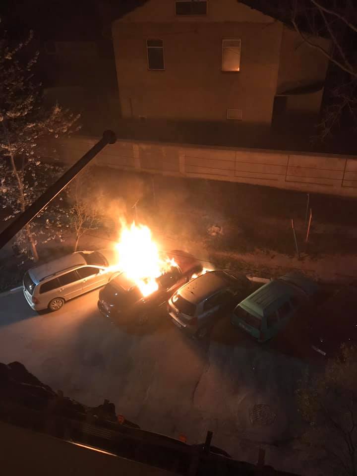 Foto /FOTO/VIDEO/ Trei automobile din municipiul Bălți au ars în această noapte 4 22.01.2022