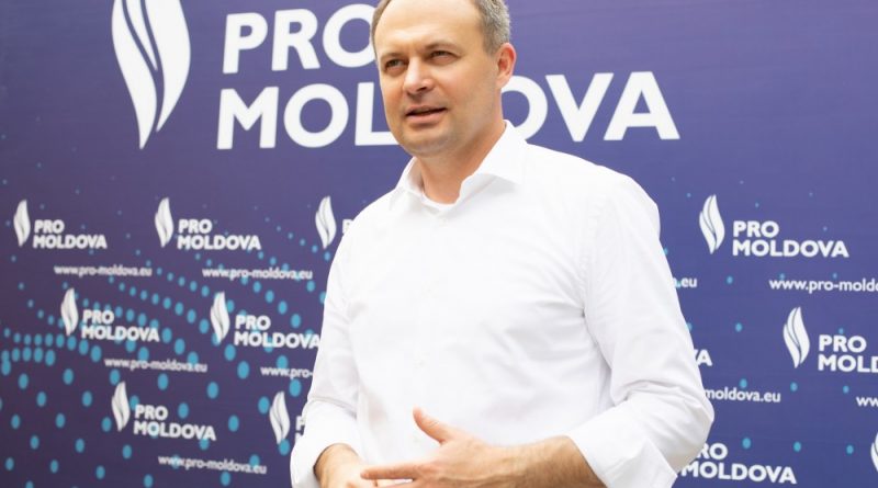 Patru deputați din Pro Moldova s-au retras din partid. Reacția lui Andrian Candu