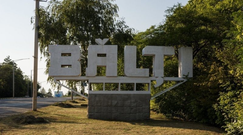 /DOC/ În municipiul Bălți se permite vizitarea parcurilor și a terenurilor de joacă