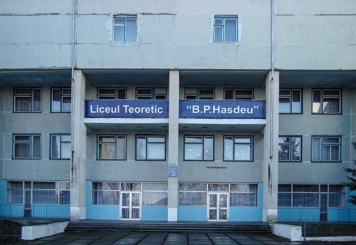 Mai multe instituții de învățământ din Bălți vor activa online pe 22 noiembrie