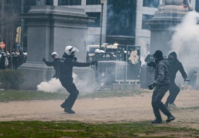 Foto /FOTO/Proteste violente la Bruxelles, în apropierea instituțiilor europene. Mai multe clădiri au fost vandalizate 19 26.01.2022