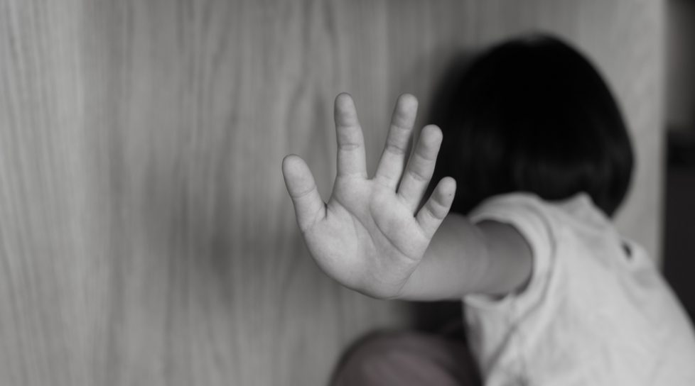 Comisia Europeană propune noi norme pentru combaterea abuzului sexual asupra copiilor