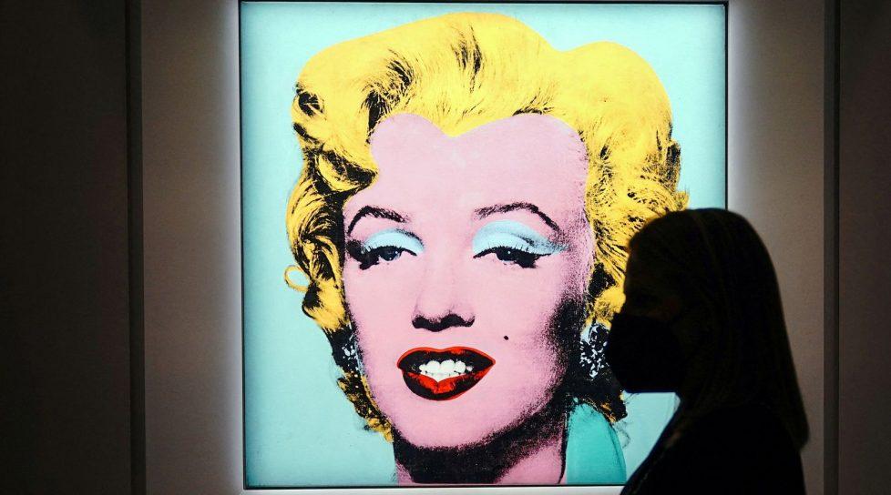 Un portret al lui Marilyn Monroe, vândut la licitație cu 195 de milioane de dolari