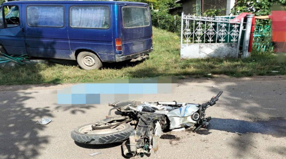 /FOTO/ Grav accident la Soroca. Un tânăr a murit, iar o tânără a ajuns în comă