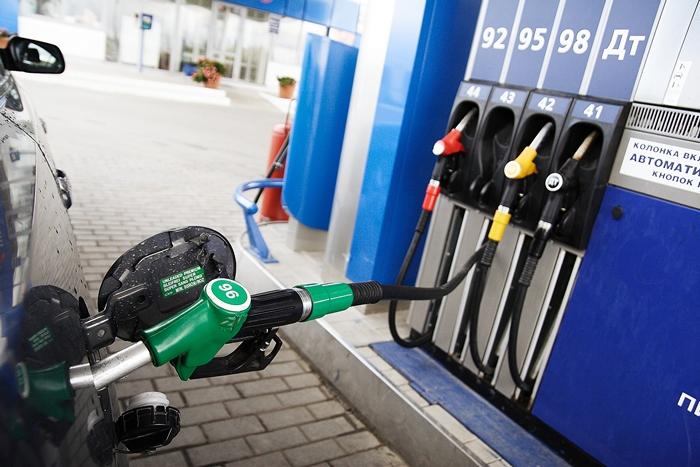 В Молдове цена на бензин и дизтопливо опустится ниже 25 леев